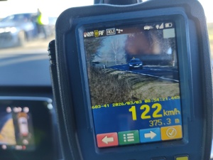 radar na nim jadący pojazd