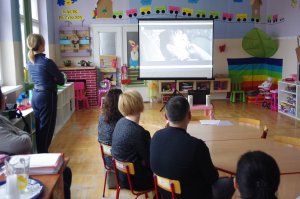 Bezpieczeństwo dziecka-spotkanie policjantów z rodzicami